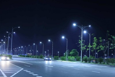 茂硕电源:百万智能驱动,璀璨福建夜色,节能新纪元震撼启航!